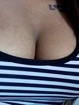 Sakchi_Sharmaaa naked stripping on cam for live sex video chat
