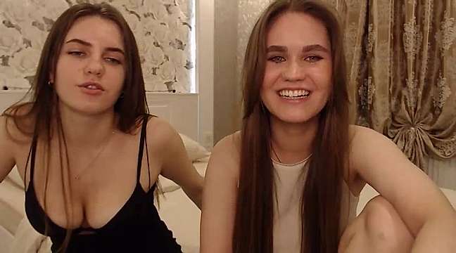 selesta_diaz naked stripping on cam for live sex video chat