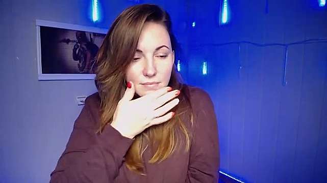 SelinNixon naked stripping on cam for live sex video chat