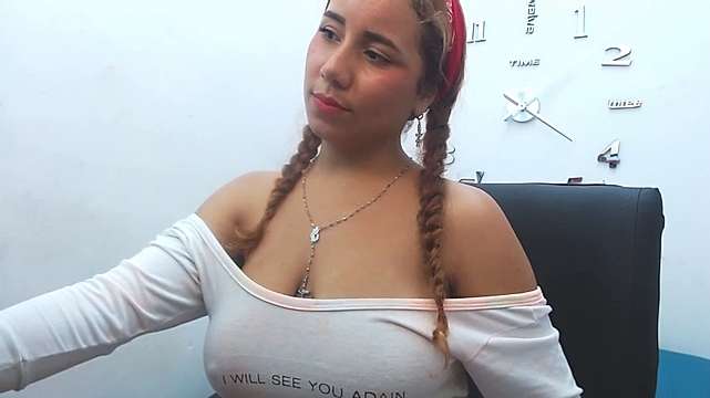 Sheryl_aguilar naked stripping on cam for live sex video chat