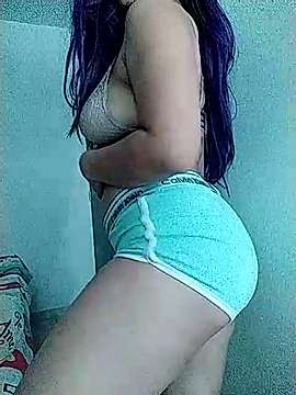 sweet-Tiffany naked stripping on cam for live sex video chat