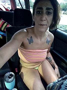 Tarotqueen naked stripping on cam for live sex video chat