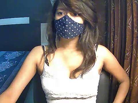 Wild_Urmee naked stripping on cam for live sex video chat