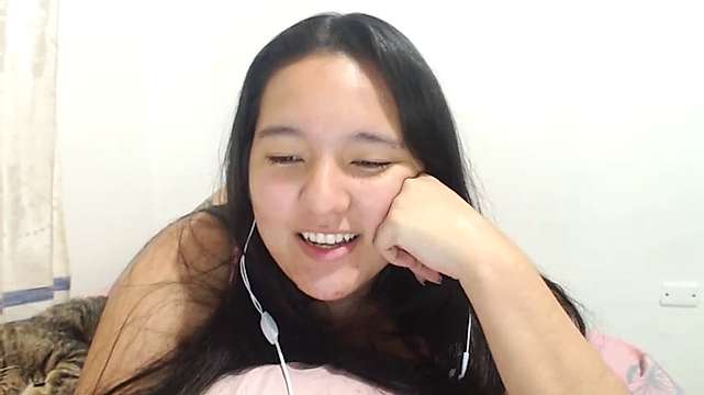 Yoko1502@xh naked stripping on cam for live sex video chat