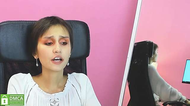your_little_honey naked stripping on cam for live sex video chat