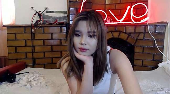 2Aces naked stripping on cam for live sex video chat