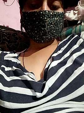 Alice692k naked stripping on cam for live sex video chat
