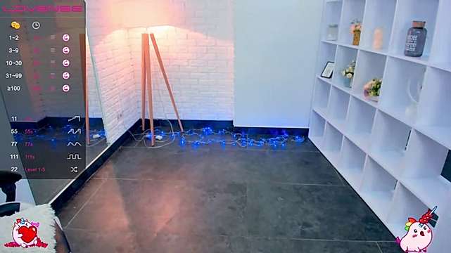_Alicia__ naked stripping on cam for live sex video chat