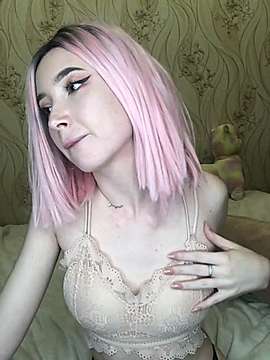 AmeliaRays naked stripping on cam for live sex video chat
