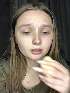 anna_from_uranuss naked stripping on cam for live sex video chat