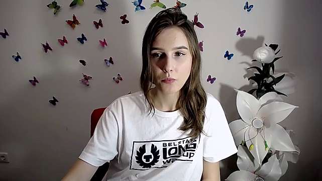 AuroraCute_ naked stripping on cam for live sex video chat