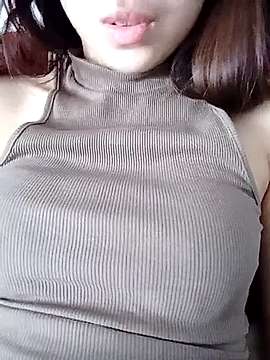 babby-Jiinna naked stripping on cam for live sex video chat