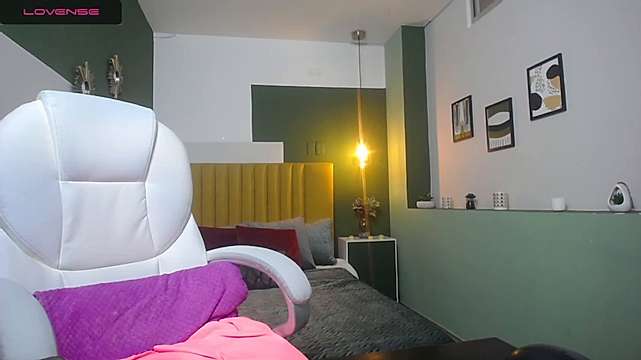 bianca_pastrana naked stripping on cam for live sex video chat