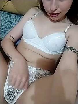 camilabunnyxxx naked stripping on cam for live sex video chat