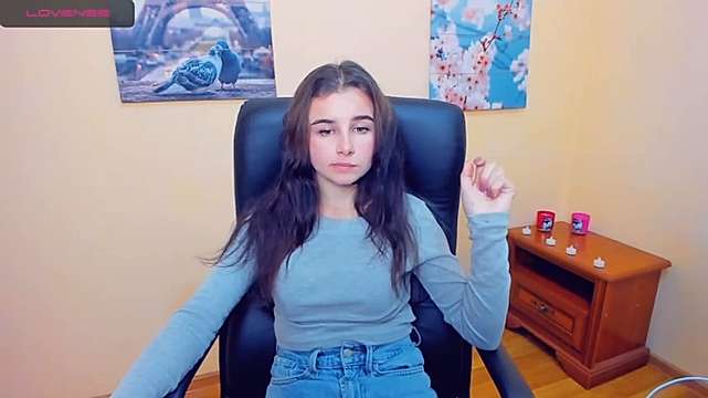 Charm_Emi naked stripping on cam for live sex video chat