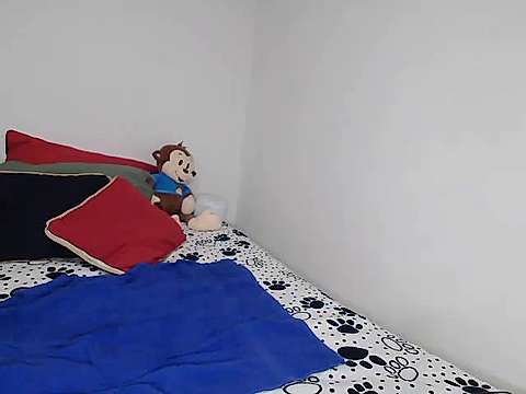 ebonyreyes777 naked stripping on cam for live sex video chat