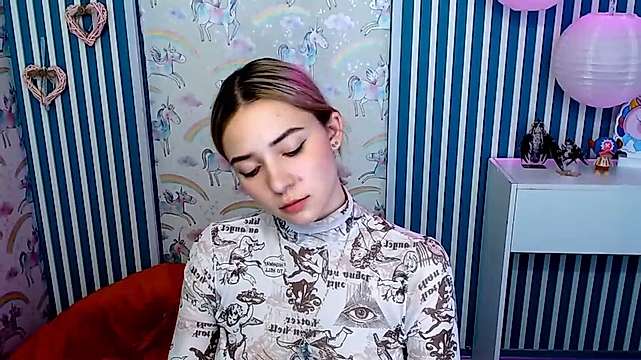 Enjoy__Girl naked stripping on cam for live sex video chat