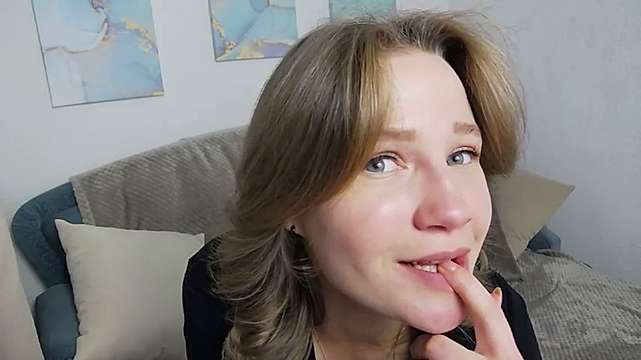 Erinea naked stripping on cam for live sex video chat