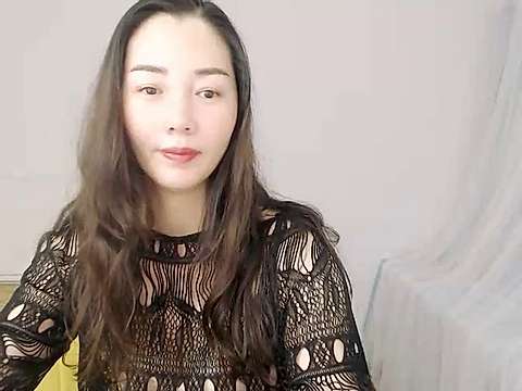 GoodGirl- naked stripping on cam for live sex video chat