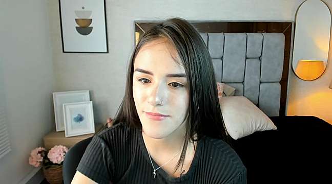 Jess_Banks naked stripping on cam for live sex video chat