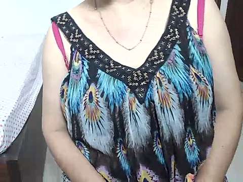 joya_mam naked stripping on cam for live sex video chat
