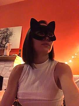 karenylukas naked stripping on cam for live sex video chat