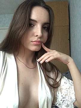 Kelley_Cheri naked stripping on cam for live sex video chat
