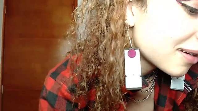 kettisweetxxx naked stripping on cam for live sex video chat
