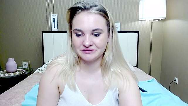 LanaBrox naked stripping on cam for live sex video chat