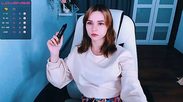 LeahFrade naked stripping on cam for live sex video chat
