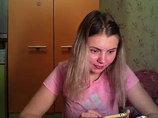 Lorry_Cassidy naked stripping on cam for live sex video chat