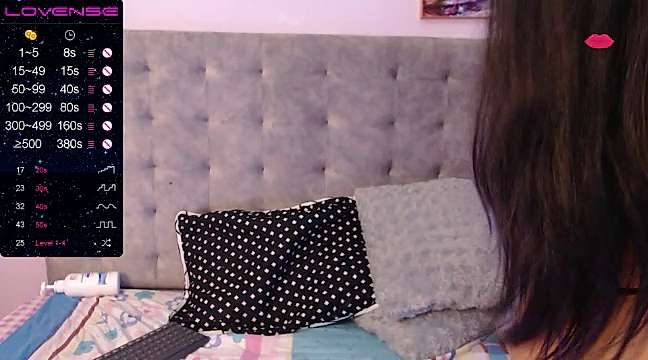 lunasmith09 naked stripping on cam for live sex video chat