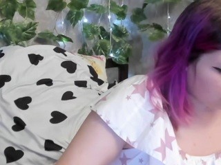 Luxhelery nude on cam – live sex chat