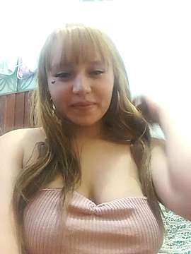 M-aria naked stripping on cam for live sex video chat