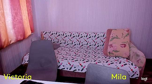 Milenamelani naked stripping on cam for live sex video chat