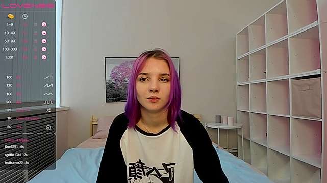 MirellaStuartt naked stripping on cam for live sex video chat