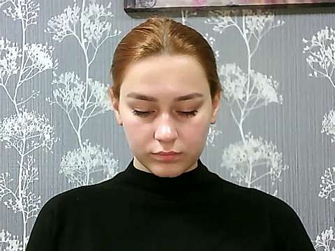NelsYel12 naked stripping on cam for live sex video chat