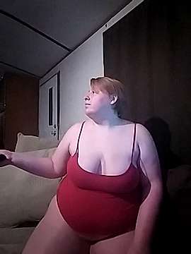 Pastelcupcake naked stripping on cam for live sex video chat