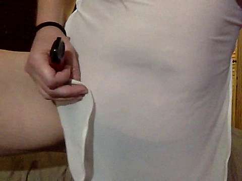 PenelopeMILF naked stripping on cam for live sex video chat