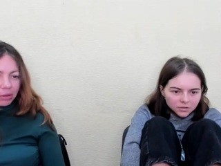 QueenKiss nude on cam – live sex chat