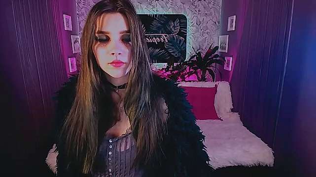 RebecaFibe naked stripping on cam for live sex video chat
