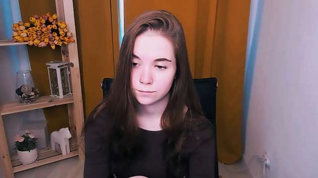 Robin_Ro naked stripping on cam for live sex video chat