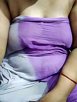 Saaj-Kaur09 naked stripping on cam for live sex video chat