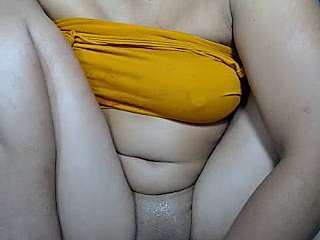 sara_sex00 naked stripping on cam for live sex video chat
