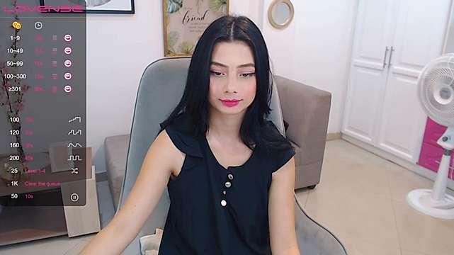 sarita_johnson naked stripping on cam for live sex video chat