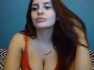 submissivejade naked stripping on cam for live sex video chat