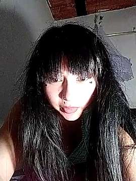 yulieth05 naked stripping on cam for live sex video chat