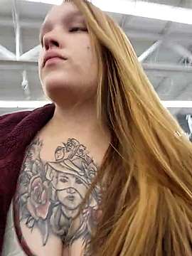 SlutyyNicole naked stripping on cam for live sex video chat