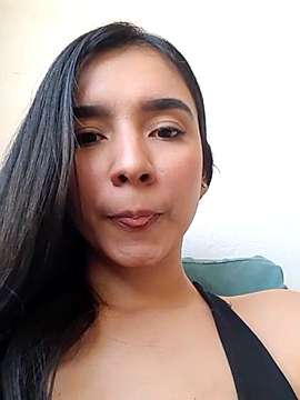 EstrellaSantoos naked stripping on cam for live sex video chat