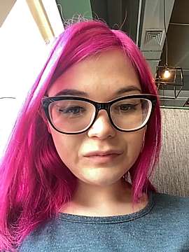 KaraLinna naked stripping on cam for live sex video chat